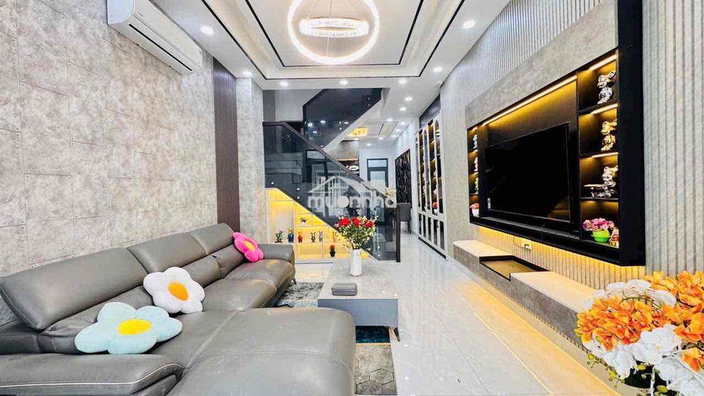 Nhà phố đẹp vào ở ngay - vị trí đắc địa gần phú mỹ hưng, metro tân mỹ - 2