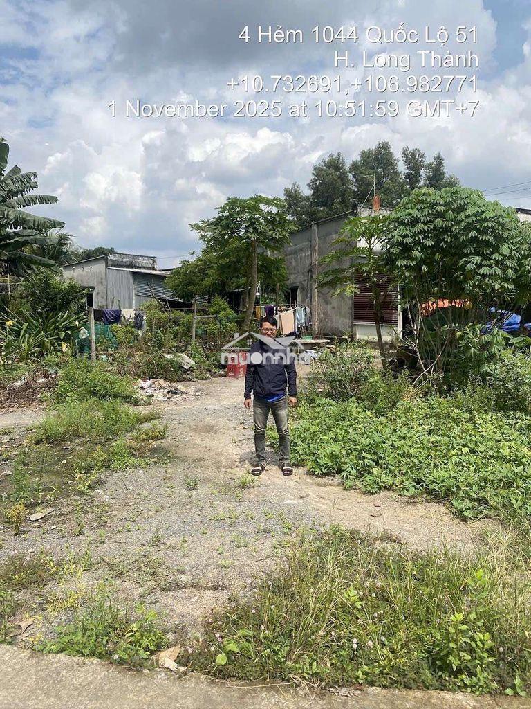 Cổng trước sân bây long thành - 4