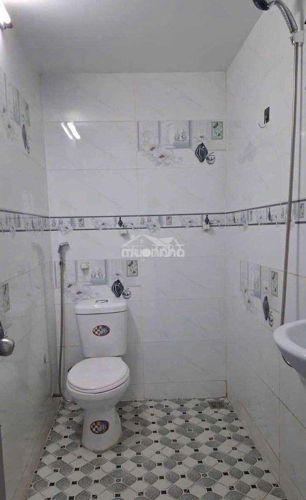 Siêu phẩm nằm ngay hương lộ 2, nhà mới  2 tầng , 42m2,nhỉnh 3 đồng - 4