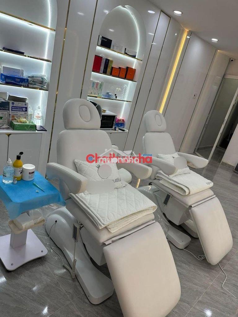 Cho thuê nhà mặt tiền bàn cờ q3  - 4