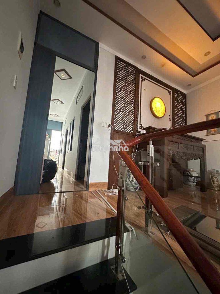 Nhà 2 lầu thcs phú hoà 5x20 đối diện sân bóng - 4