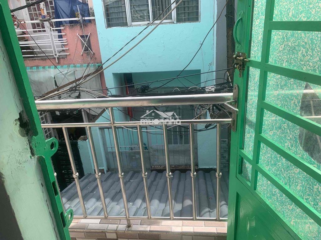 Cho thue nha nguyen can quận 4 - 3