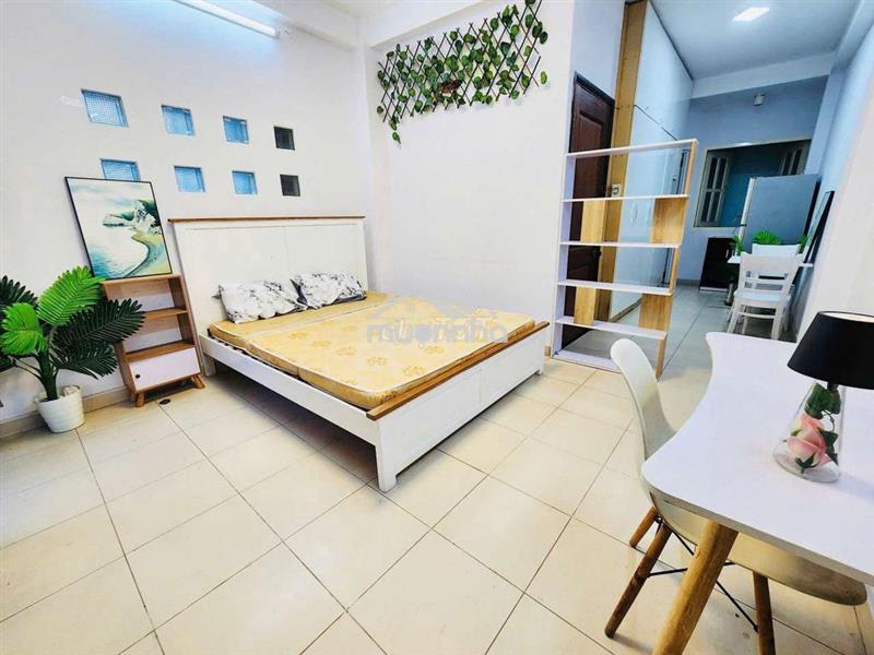 Chdv ban công siêu rộng + nội thất siêu xinh như hình +ngay khu bàn cờ