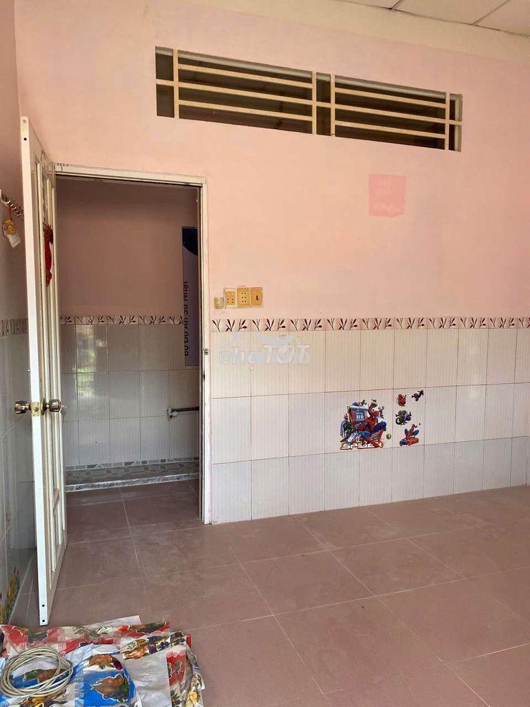 Pass lại trọ bình chánh sạch đẹp có máy lạnh