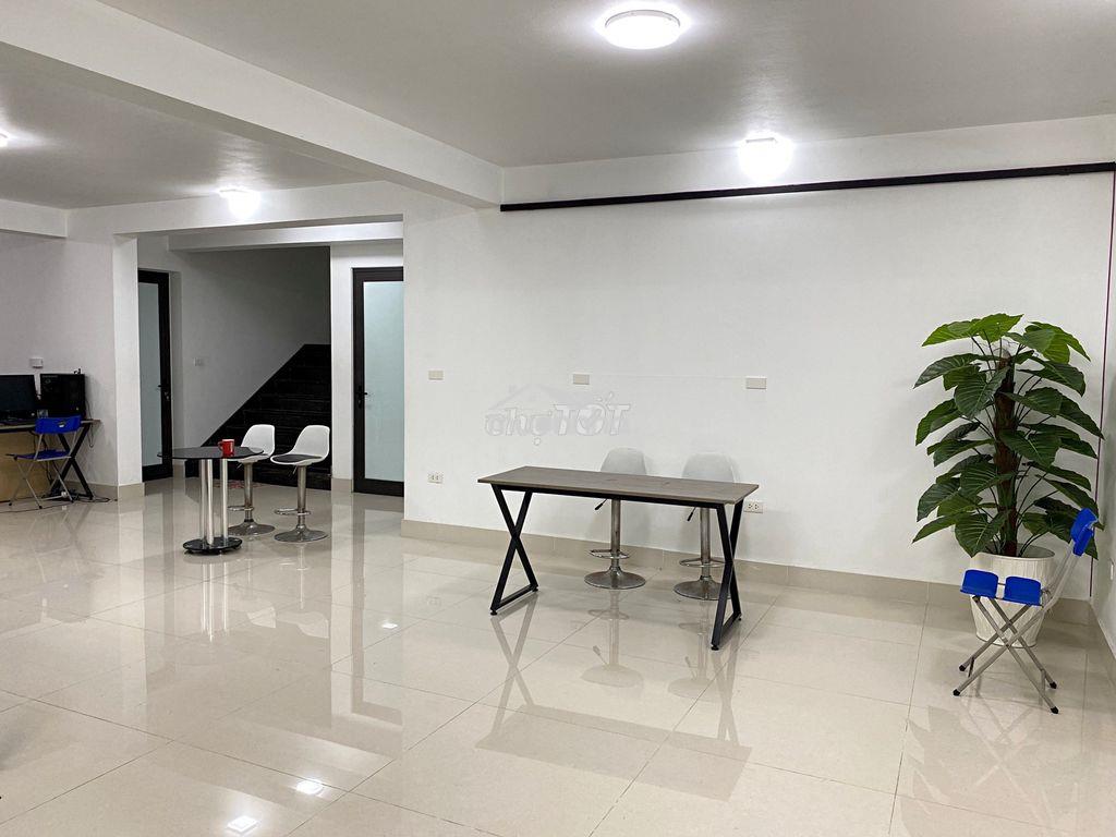 Cho thuê biệt thự kiểu pháp | 35 triệu/tháng | 5 tầng | 10pn | gia lâm - 4