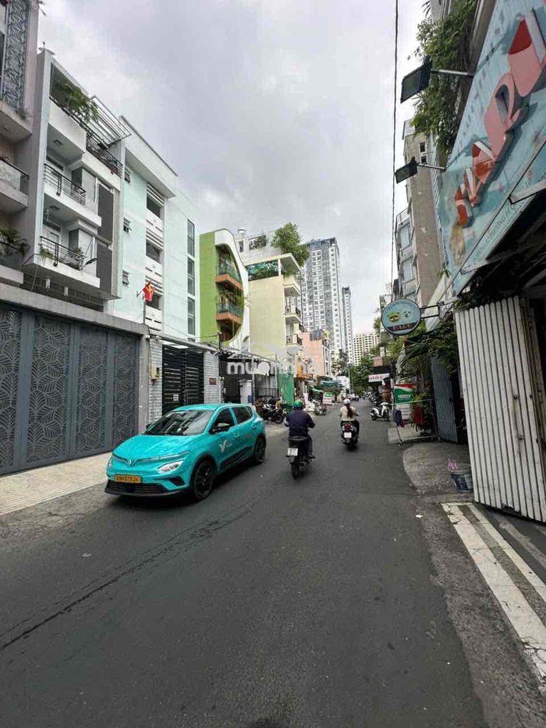 Cho thuê toà nhà mới đẹp hxh ba tháng hai q10 - 2