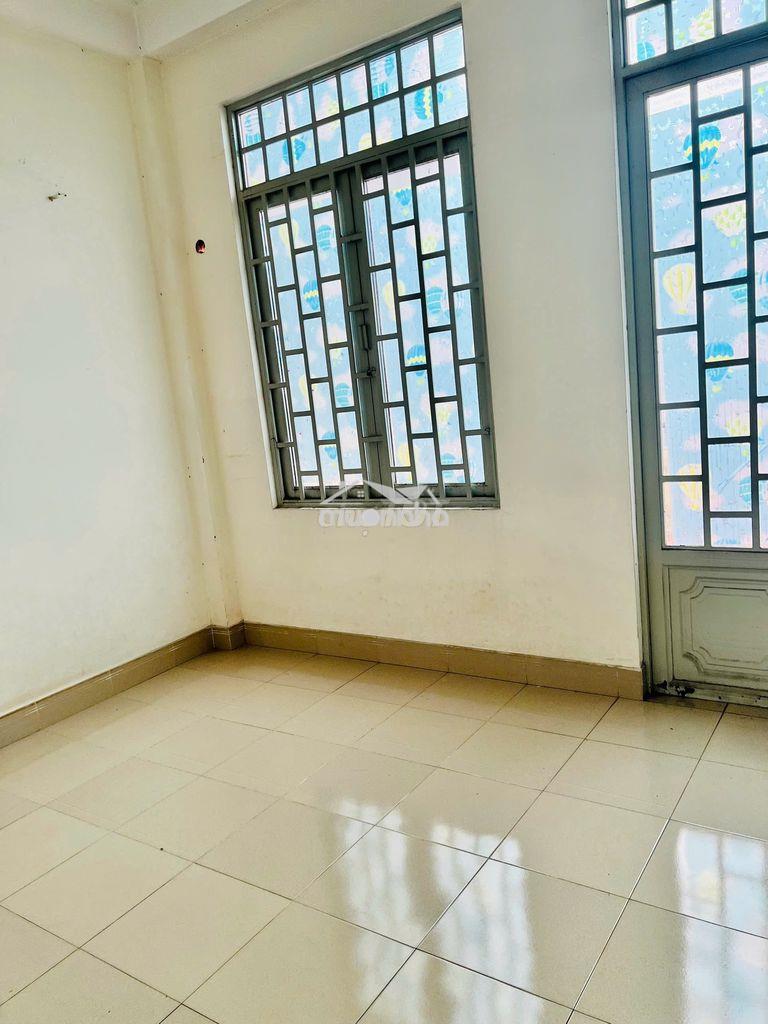 Cho thuê nhà gần chợ lê văn quới – nhà đẹp, trệt 2 lầu st.