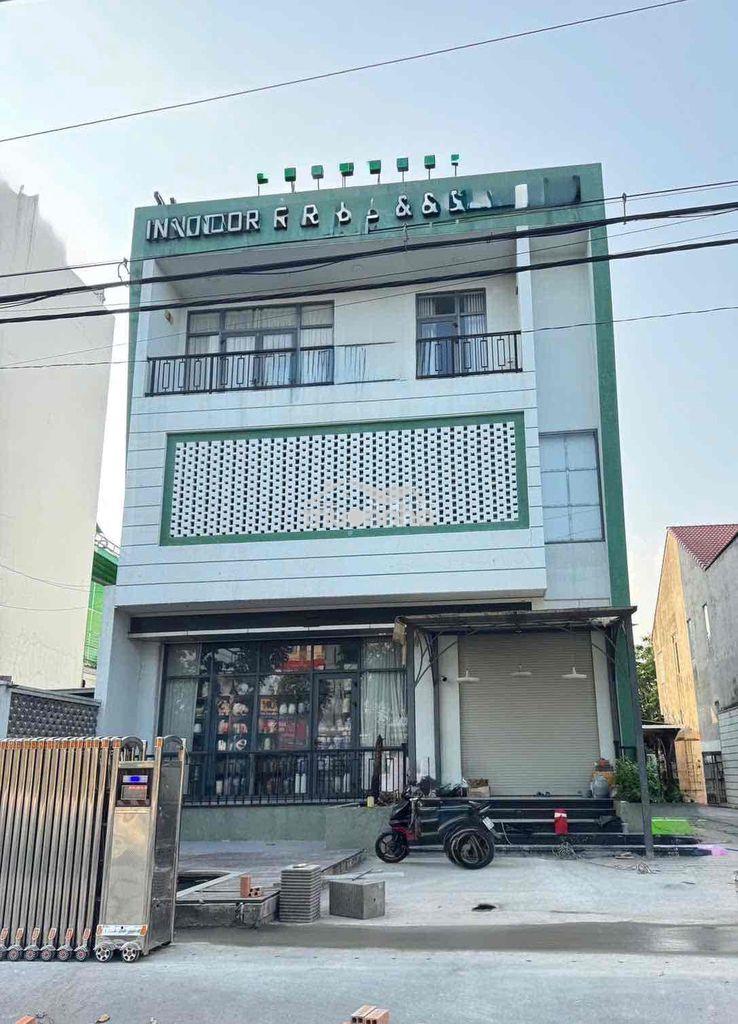 Cho thuê toà nhà mặt tiền phạm ngọc thạch, thủ dầu , bình dương