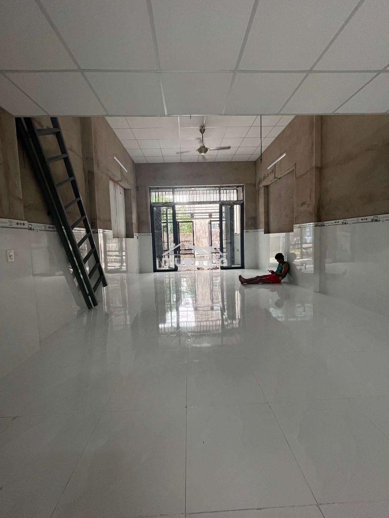 Nhà thuê gần chợ cây me bà điểm - 2