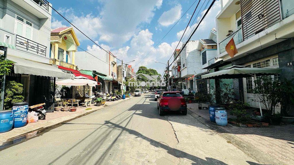 Nhà trục chính kdc gần bigc go ,đông hoà,tp dĩ an - 3