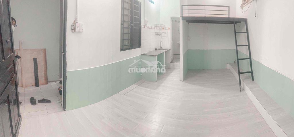 Phòng trọ lớn - phòng ngủ riêng có máy lạnh - 3