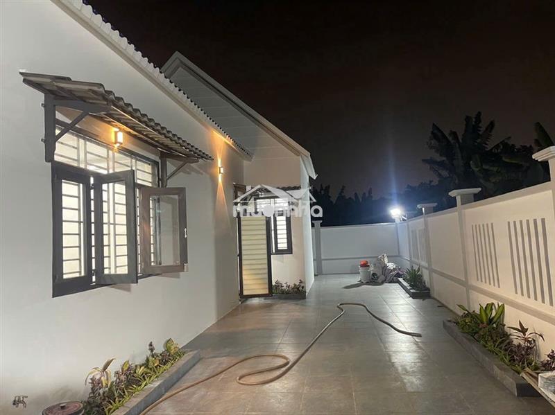 Cho thuê nhà mới 100%, 200m2, 1 tầng, 2pn, hóc môn, hcm