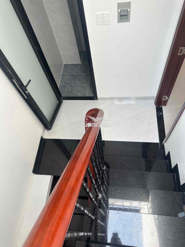 Cho thuê nhà mới xây hẻm xe tải đường điện biên, q. bình thạnh,  dt144 - 2