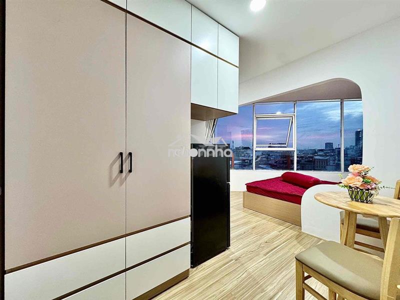 Căn hộ ban công cửa sổ lớn view đẹp ngay đhọc bkhoa,ktế,qgia,…..