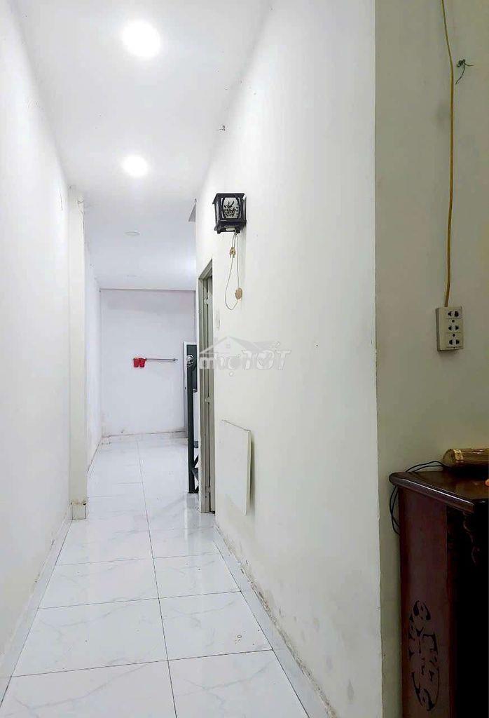 Nhà đẹp - gần ql1a & nguyễn văn quá - q.12 - 3