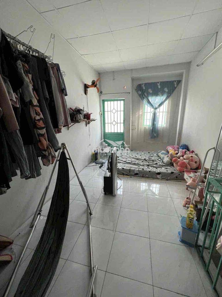 Bán nhà hẻm 630 huỳnh tấn phát