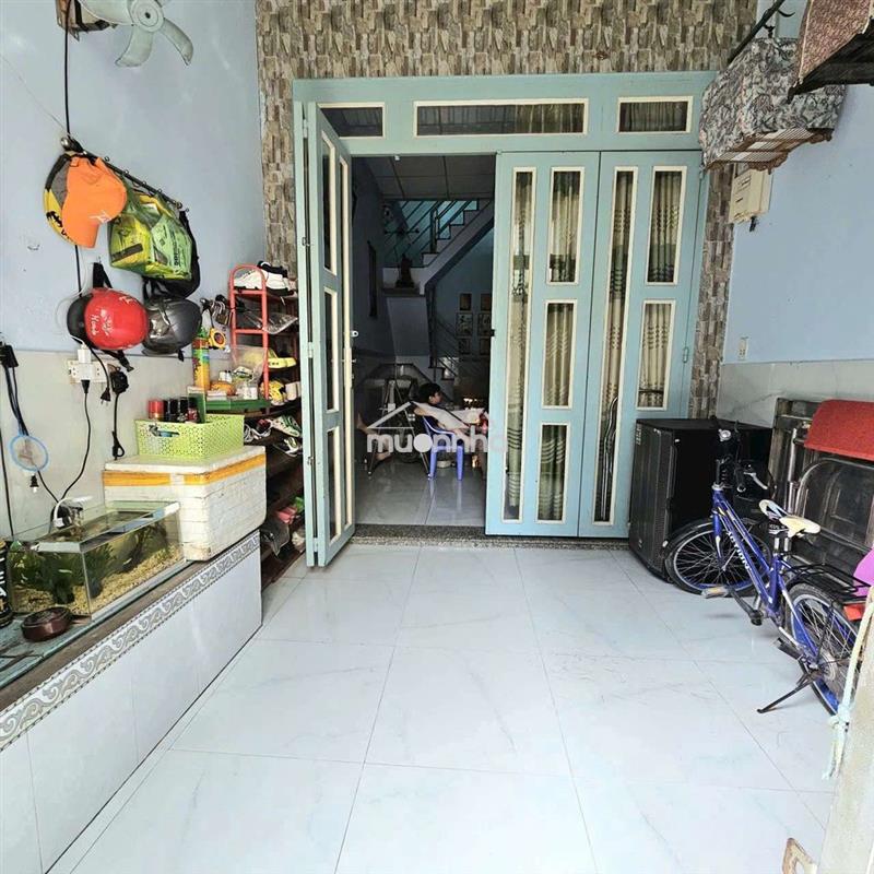Cần tiền bán căn nhà sỏi hồng riêng 3,5 x 15m.1 tầng đúc 3 phòng ngủ