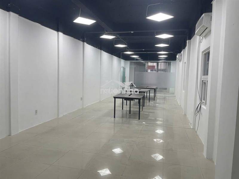 Văn phòng đường 2 chiều gần ga metro, sân bay tân sơn nhất 20 phút,