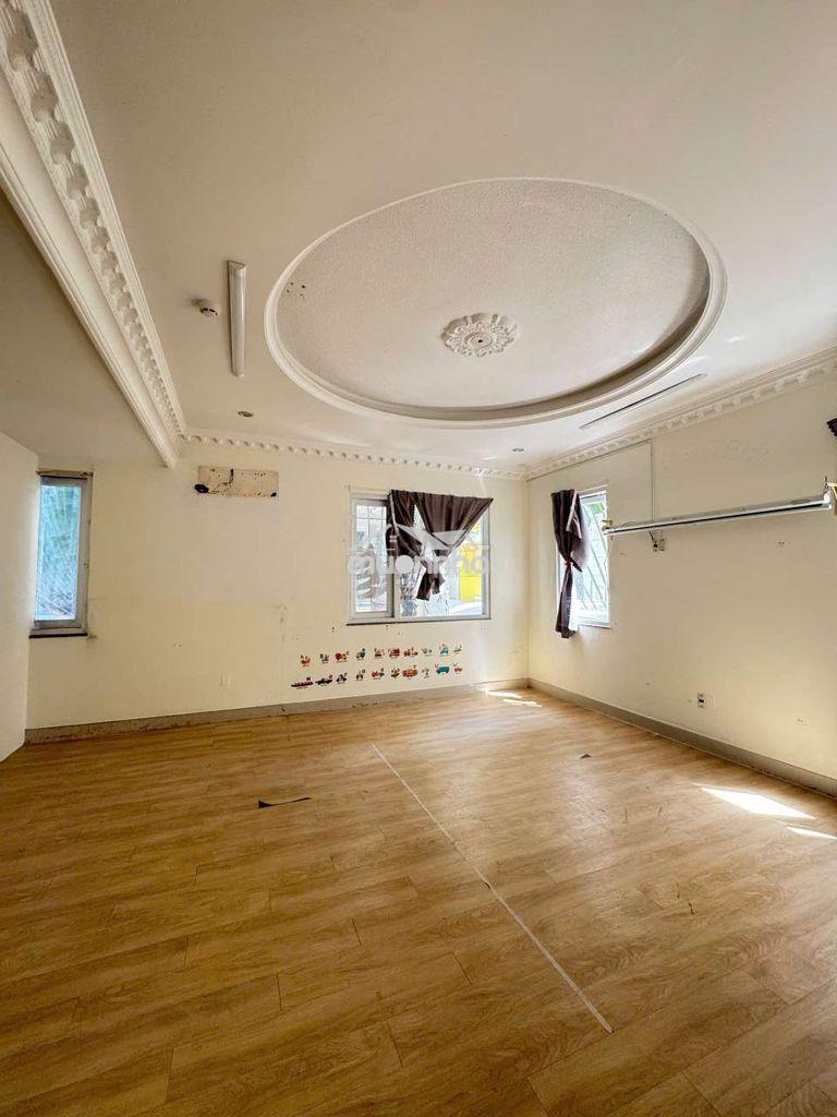 Nhà đường nguyễn trọng tuyển diện tích: 8x20m trệt 2 lầu cho thuê