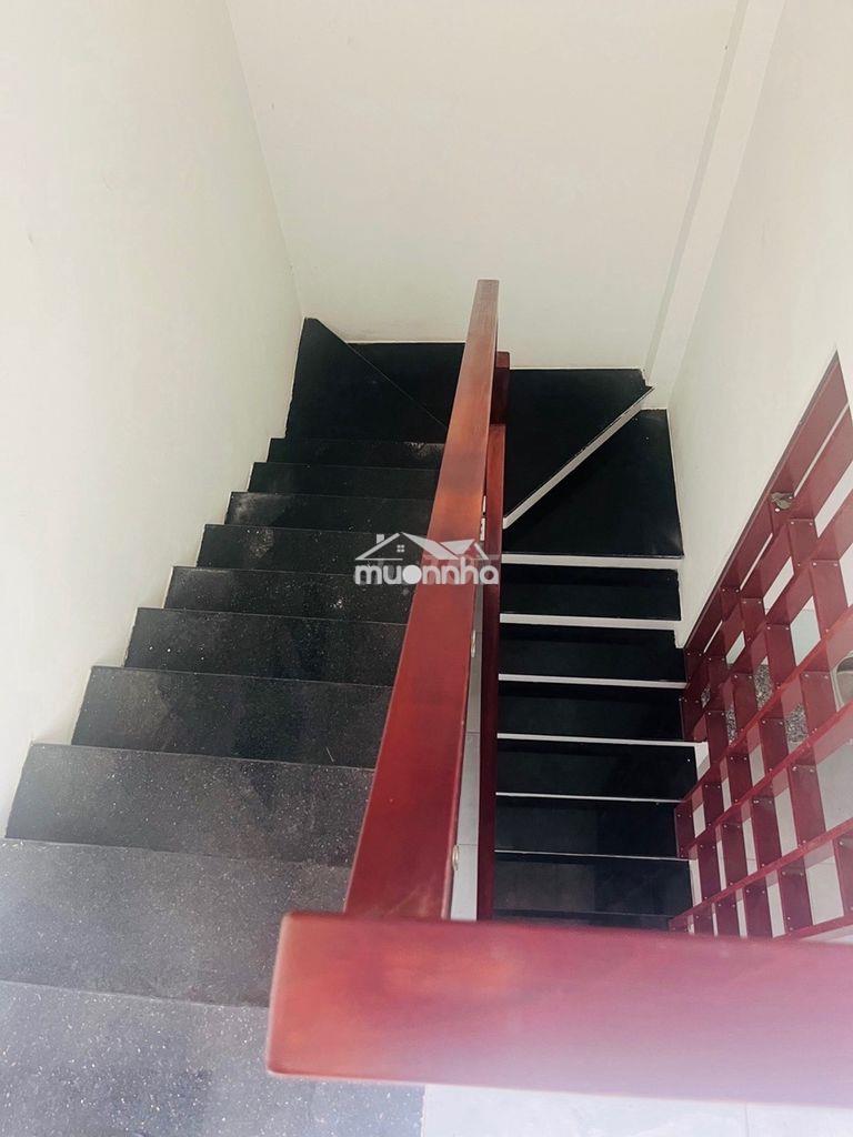 Chính chủ cần bán gấp mặt tiền 8m - 4