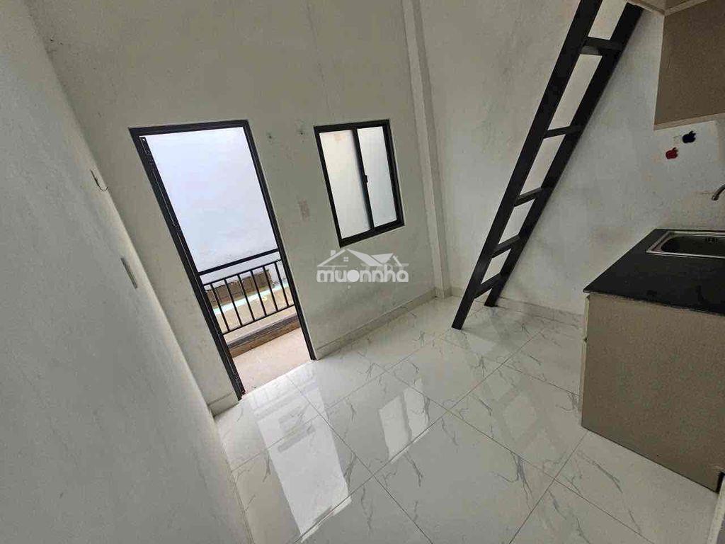 Phòng rộng 20m2 có ban công lê thị hồng ngay chợ căn cứ gò vấp - 3