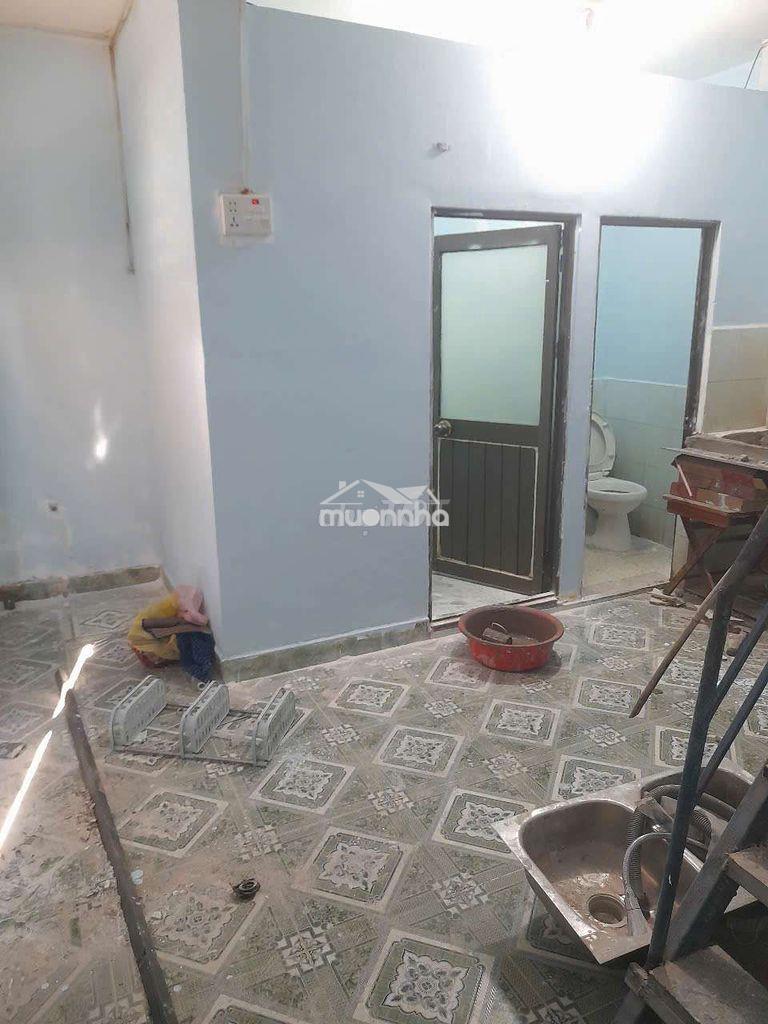 Cho thuê nhà hai mặt tiền hẻm 3pn 6tr - 4