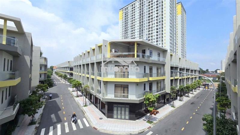 Còn *** 2 căn nhà phố bcons uni valley