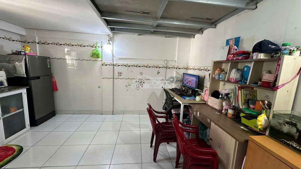Becamex định hòa, lầu 4  giá : 375 triệu. toàn quốc mua được - 2