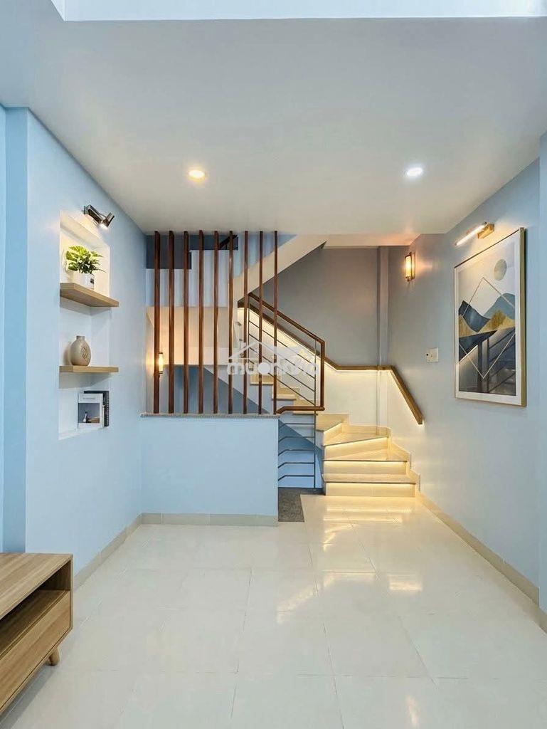 Nhà tôn đản q4- 5 lầu đúc- 3x7m- hẻm 1 xẹt - chỉ 3 tỷ nhỉnh - 2