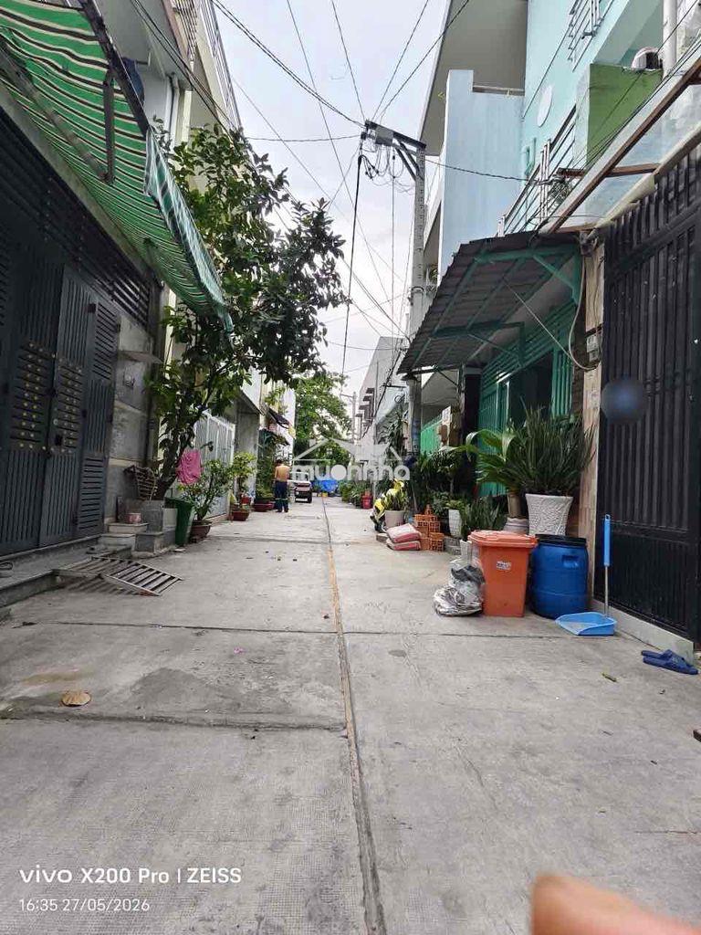 Hẻm oto 5m giáp q6 - nhà 3 tấm rưỡi đúc btct - 3pn