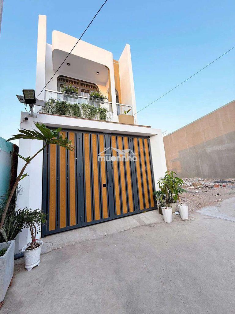 Bán nhà 1 trệt 1 lầu mới gần chợ phúc hải, phường tân phong