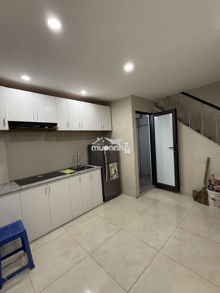 Cho thuê nhà 4 tầng ngõ phố lê gia định dtsd 72m2