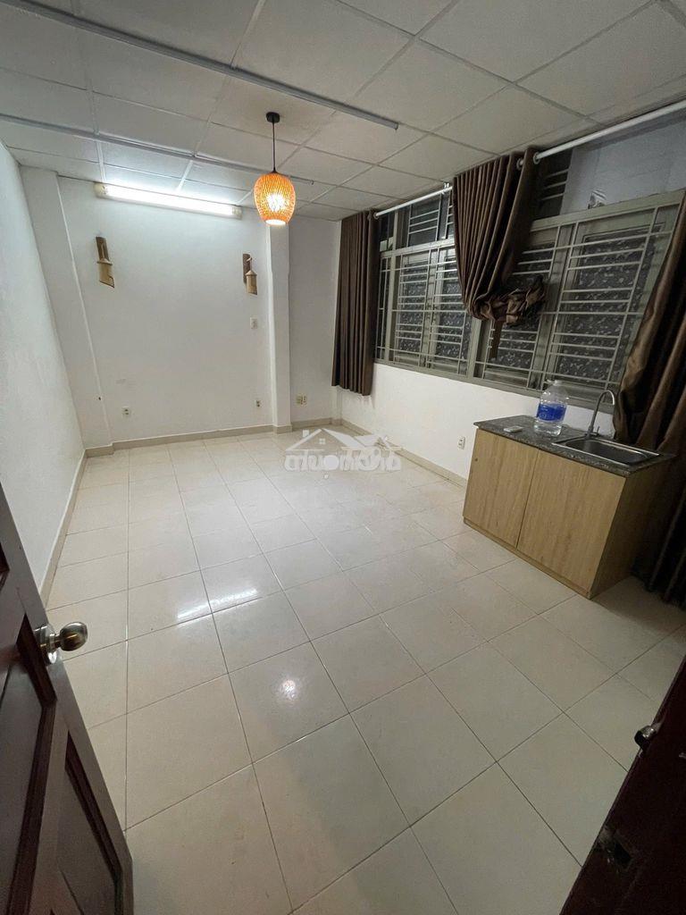 Cho thuê nhà 21 nguyễn văn trỗi q.phú nhuận .7 x 4m 3lầu ,3pn 13.5tr