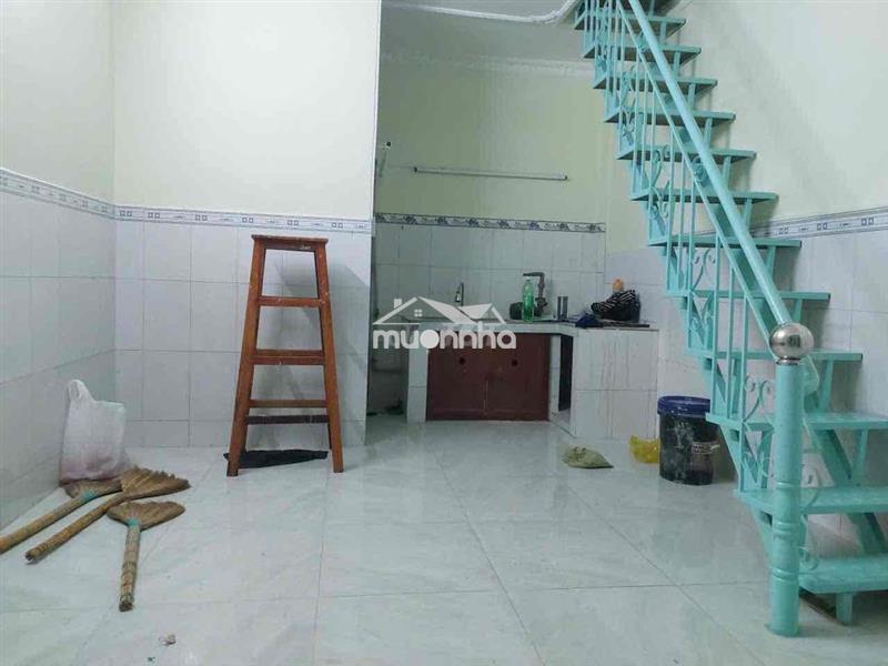 Nhà hẻm 51 lý phục man ,q7 •> đường ôtô