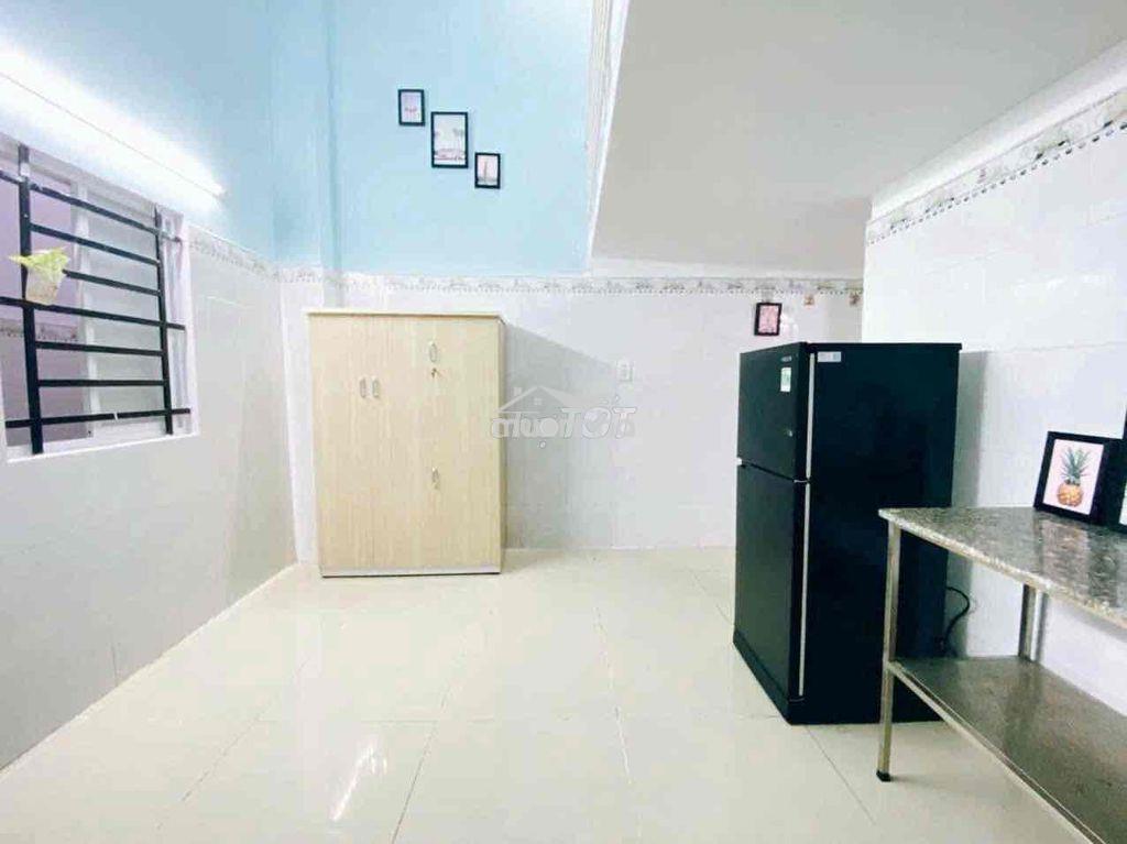 Phòng trọ gác cao 2m ngay ngã tư bảy hiền - etown cộng hoà - 4
