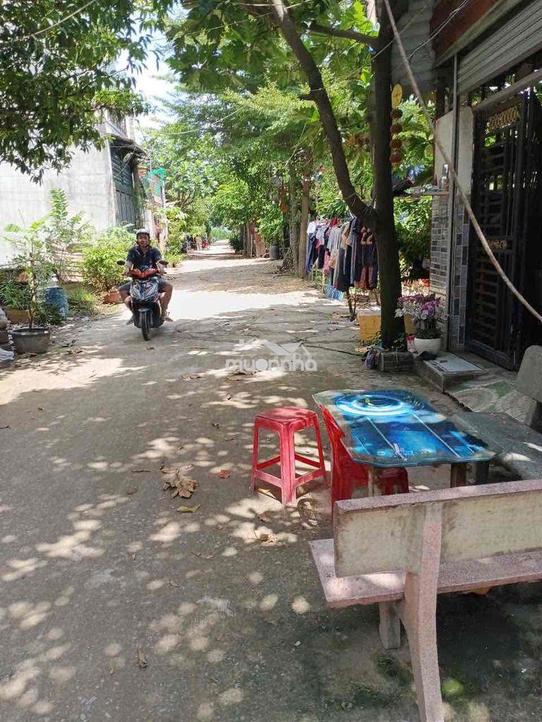 Phòng trọ 1tr5 mặt tiền đường 1c giờ giấc tự do