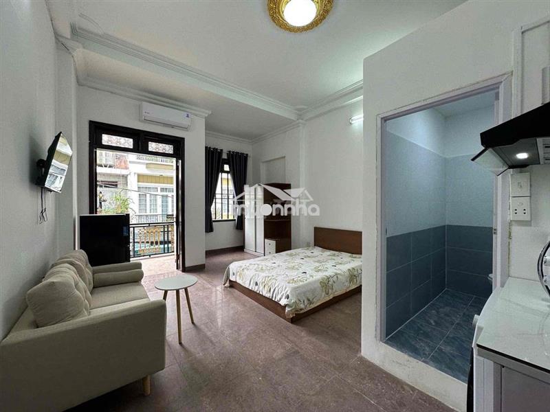 Cho thuê chdv - 40m2 - ban công - máy giặt riêng - thành thái, q10