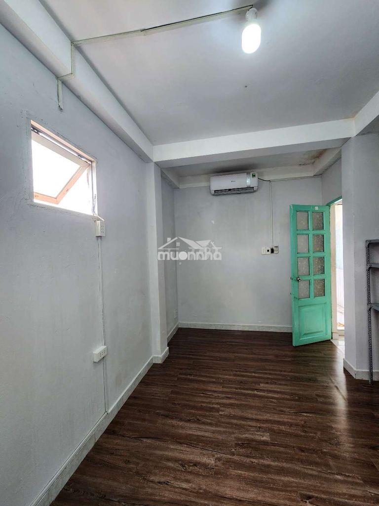 Cho thuê phòng mới có máy lạnh, wc riêng - 15m2 tại q10 - 2