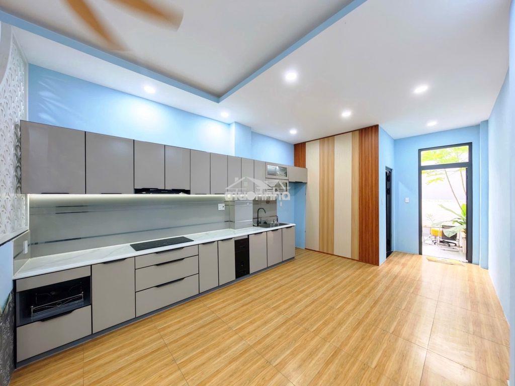 Khu vip phước bình q9 - nhà mặt tiền 120m - 10,8 tỷ  - đường xe tải - 4