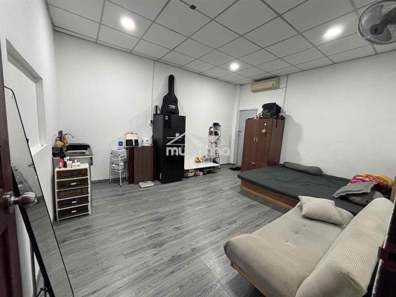 Đối diện bến xe an sương- full nội thất