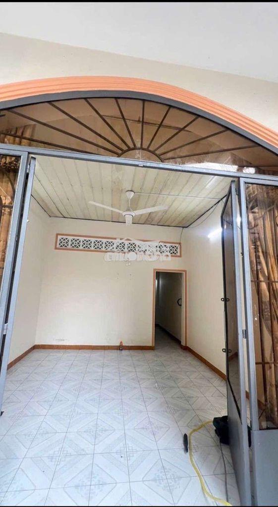 Nhà c4 mt đường nhánh xe tải thông kv an ninh giáp tân bình