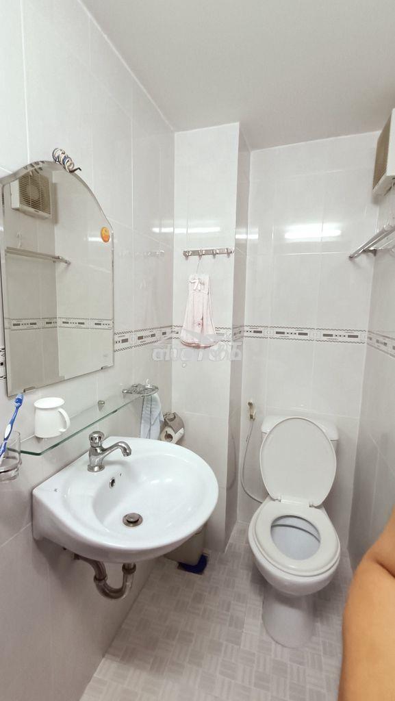 Chính chủ bán nhà quận 4 – không quy hoạch - cực hiếm - 3