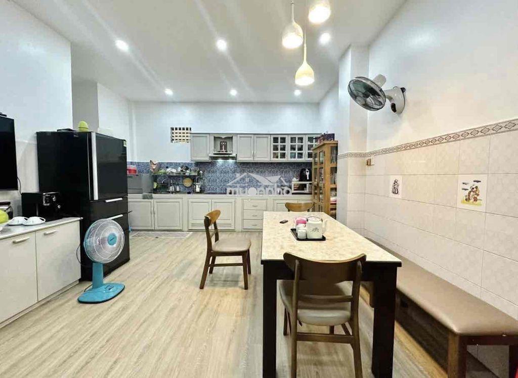 Biệt thự mini  - gần nguyễn trọng tuyển - hơn 80m2 - dt (6 x 13m) - 4