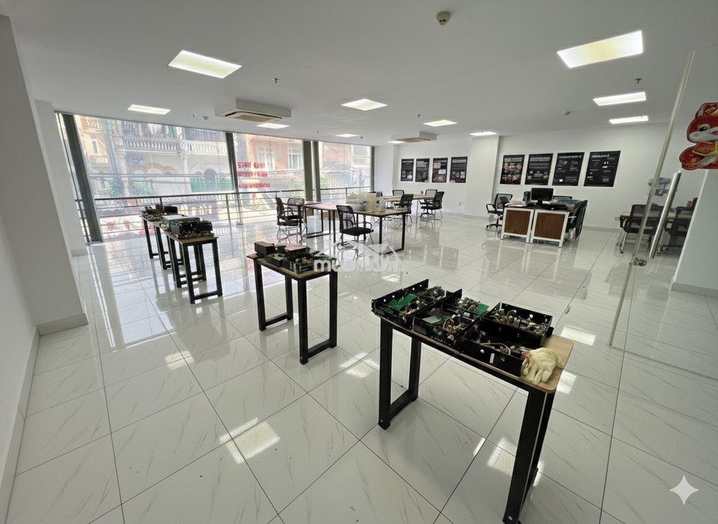 (Giá sốc) vp 90m2 - mặt trước view full kính  - 3