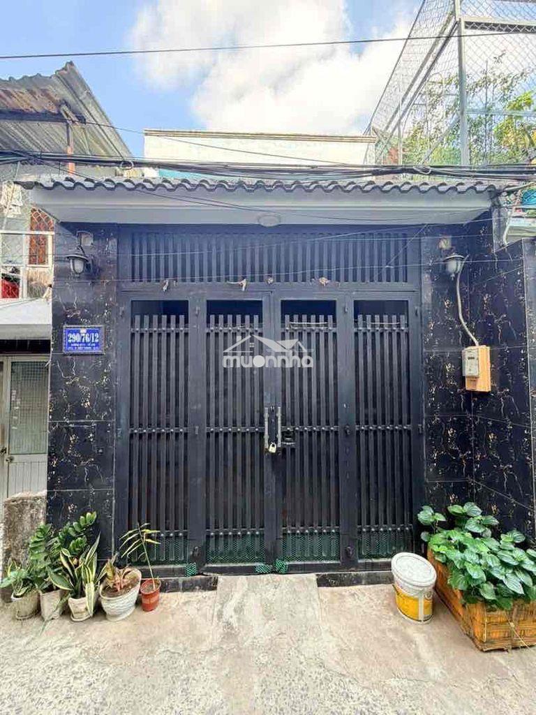 Nhà phố 4,2m x 19m đúc lững 3 phòng ngủ có phòng dưới đất . q12