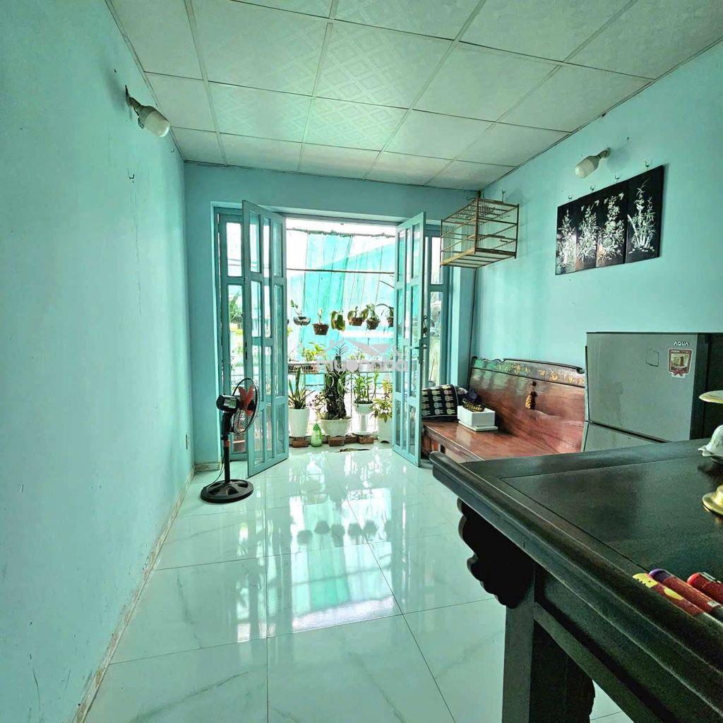 Cần tiền bán căn nhà sỏi hồng riêng 3,5 x 15m.1 tầng đúc 3 phòng ngủ - 3