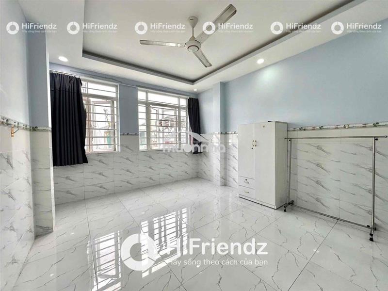 Cho thuê căn hộ siêu rộng giá siêu mềm ngay cầu tạ quang bửu