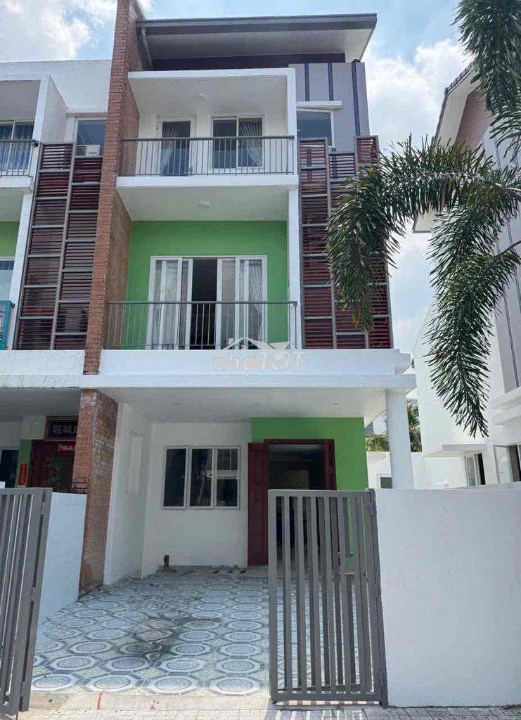 Cho thuê nhà mớ 100%, căn góc suncasa gần thành phố mới  - diện tích 7