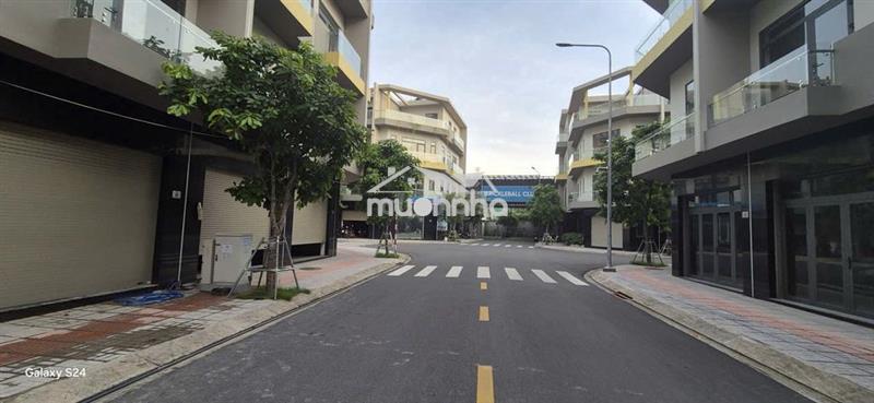 Bán nhà phố 1 trệt 3 lầu  + diện tích 4x18,  làng đại học, quốc lộ 1k