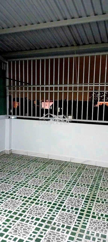 Bán nhà hẻm 6m, 4x12m 1 trệt 2 lầu 1 sân thượng trước sau, chính chủ - 2